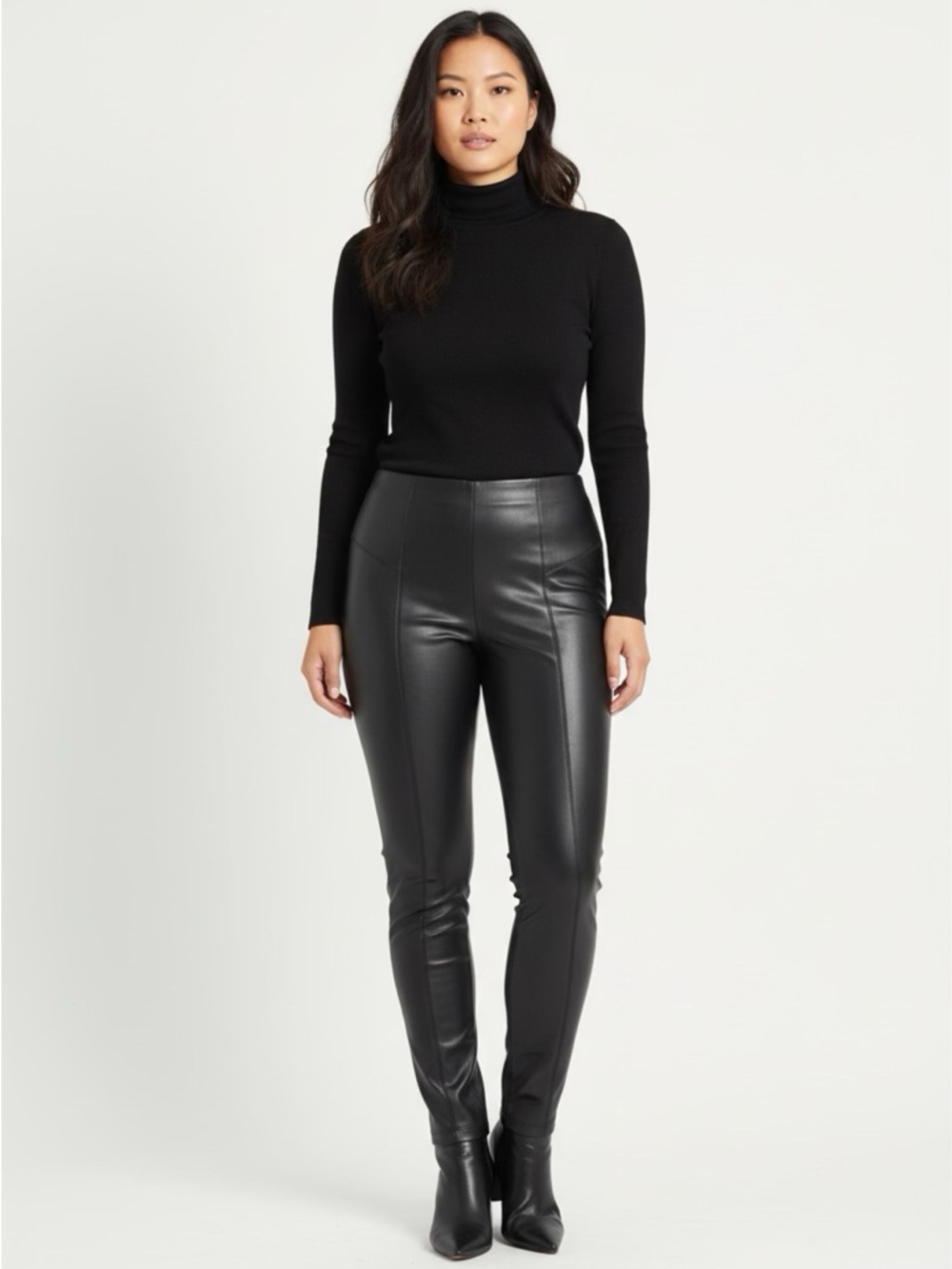 High-Rise Faux Leather Skinny Pants - Black